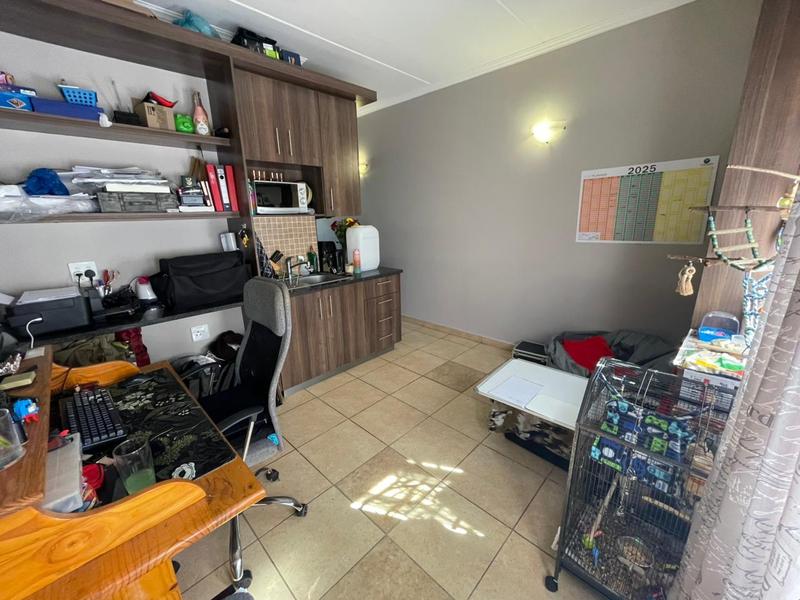 1 Bedroom Property for Sale in Die Bult North West